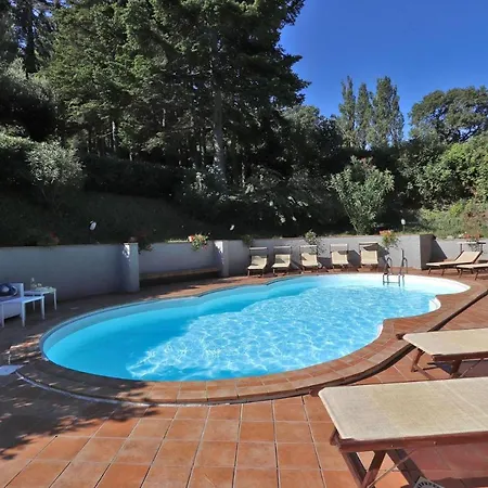 Tiara Villa